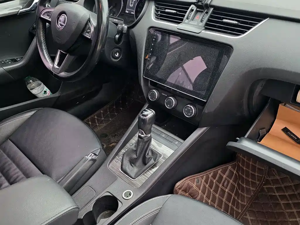 Skoda Octavia — миниатюра 3