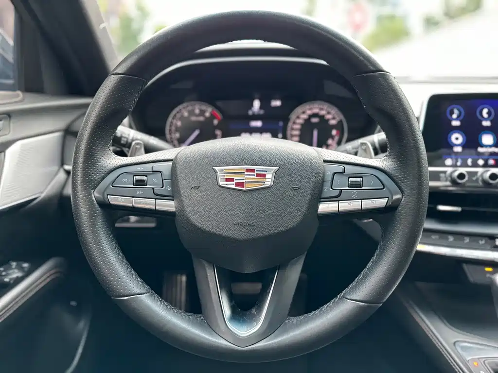 Cadillac CT4 — фотографии объявления, Фото 6