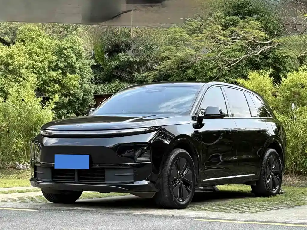 Li Auto Li L6 2025