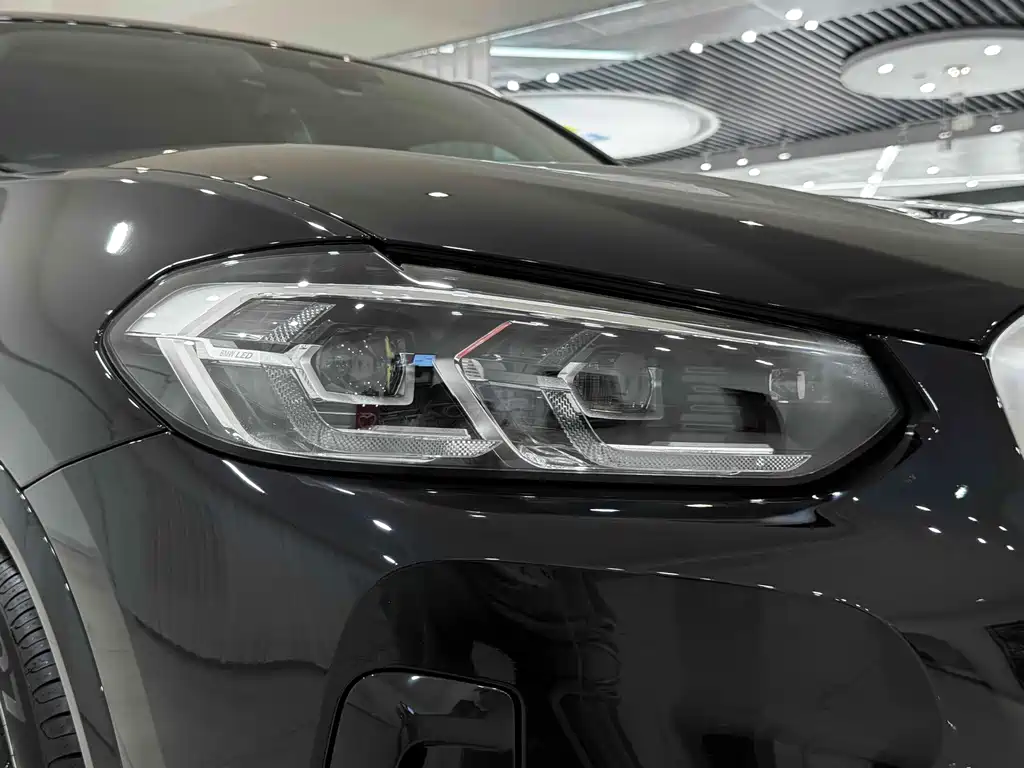 BMW X3 — миниатюра 13