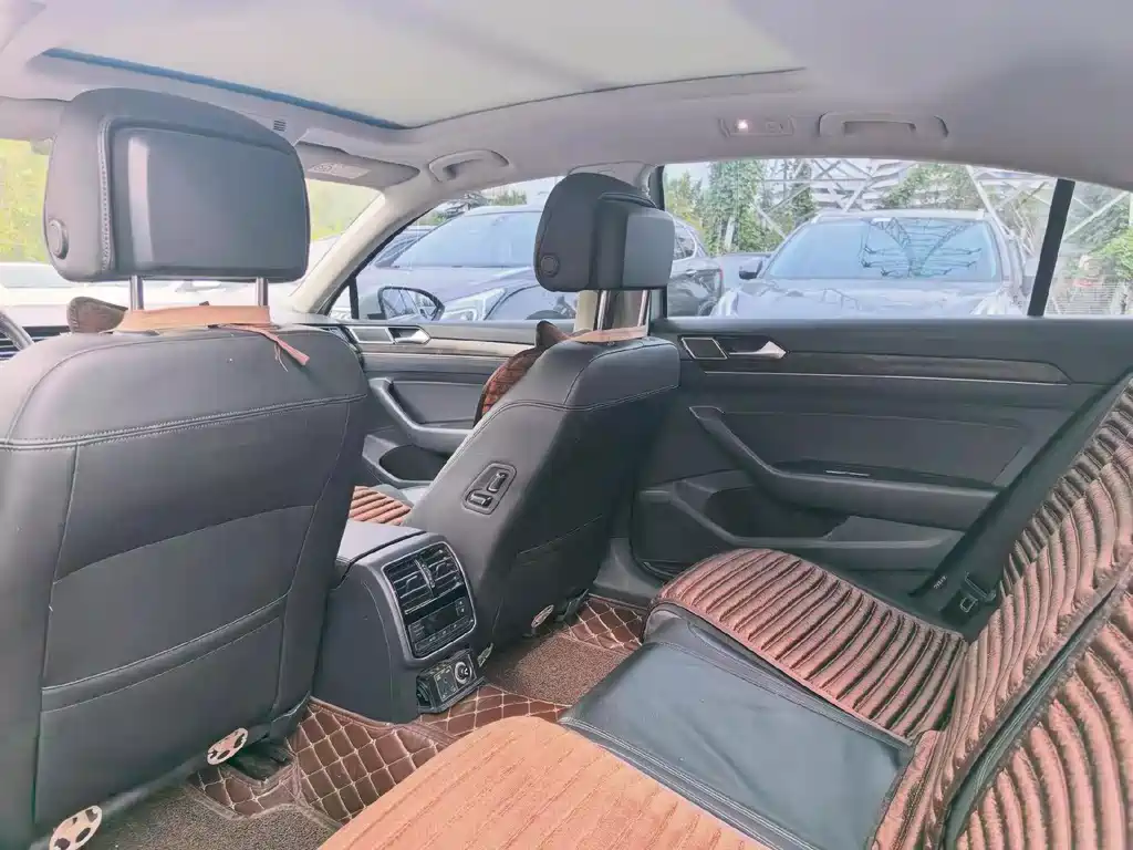 Volkswagen Magotan — миниатюра 6