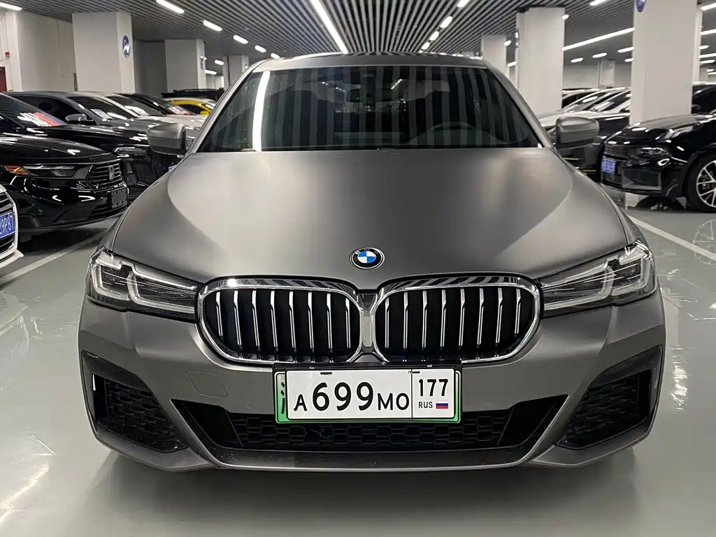 BMW 5 Series New Energy — миниатюра 2