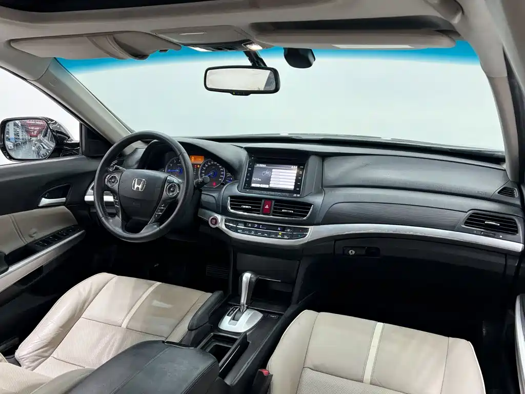 Honda Crosstour — миниатюра 13