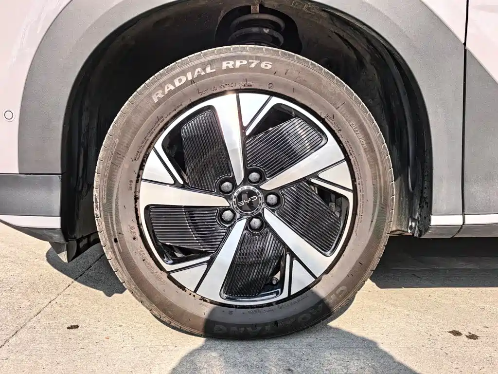 BYD Sealion 05 EV — миниатюра 13