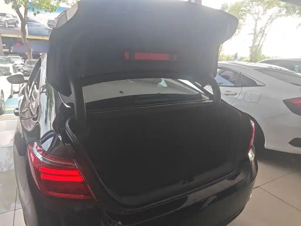Honda Inspire — миниатюра 19