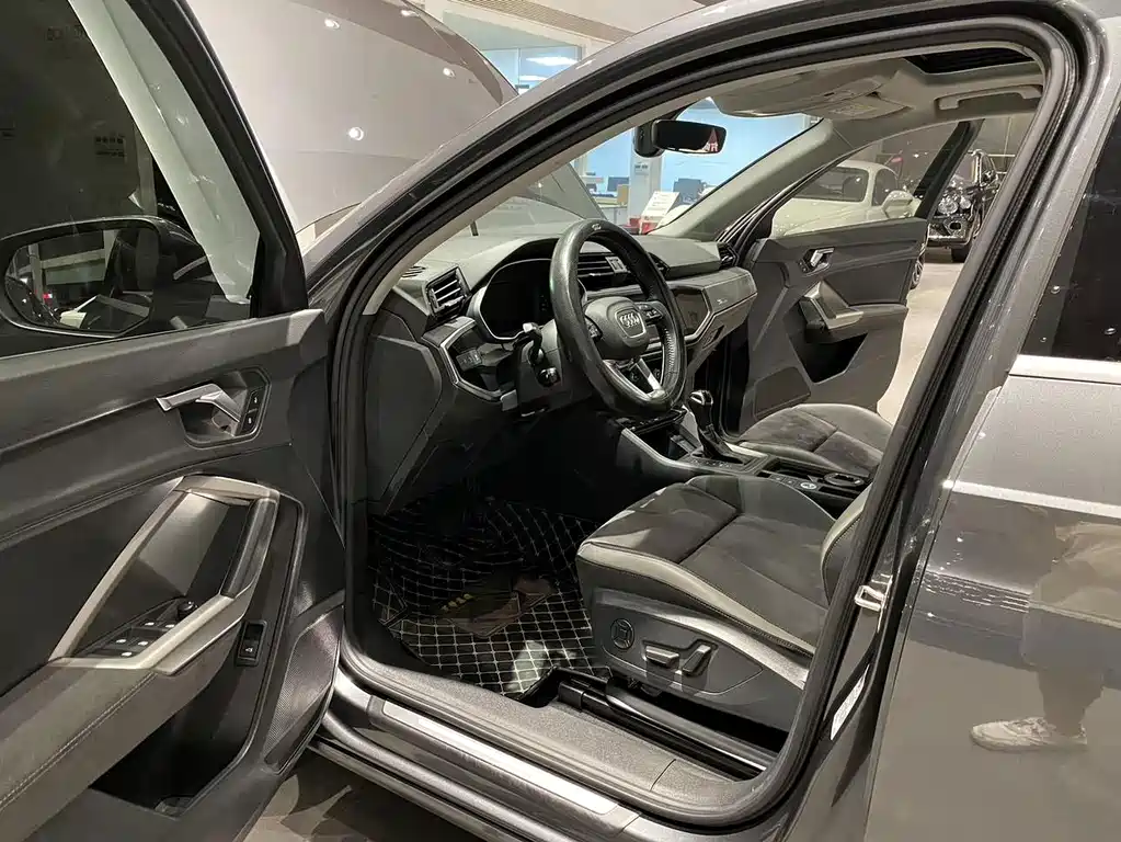 Audi Q3 — миниатюра 7