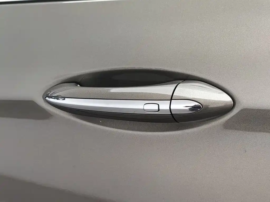Buick Envision Plus — миниатюра 18