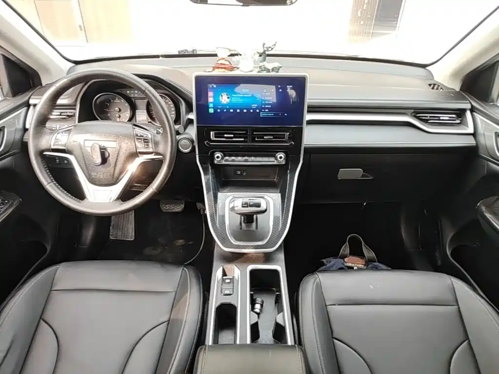 Haval M6 — миниатюра 10