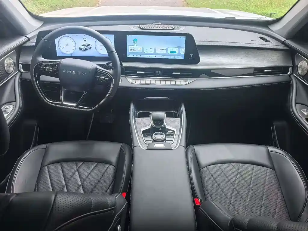 Chery Tiggo 8 PRO — миниатюра 4