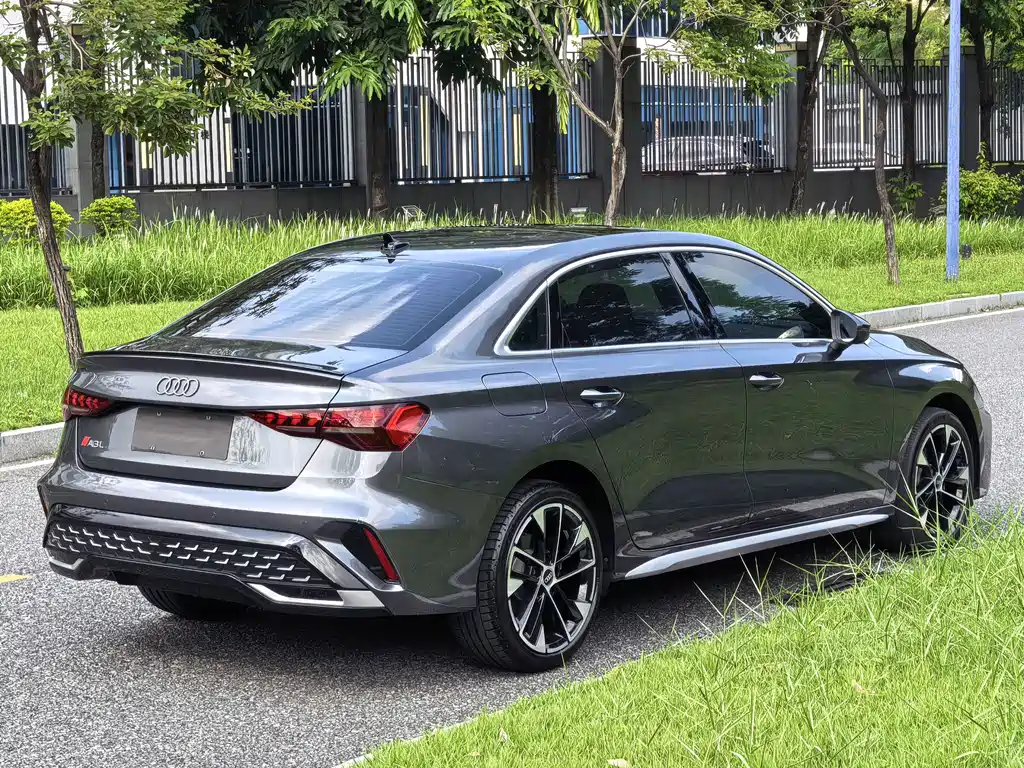 Audi A3 — миниатюра 4