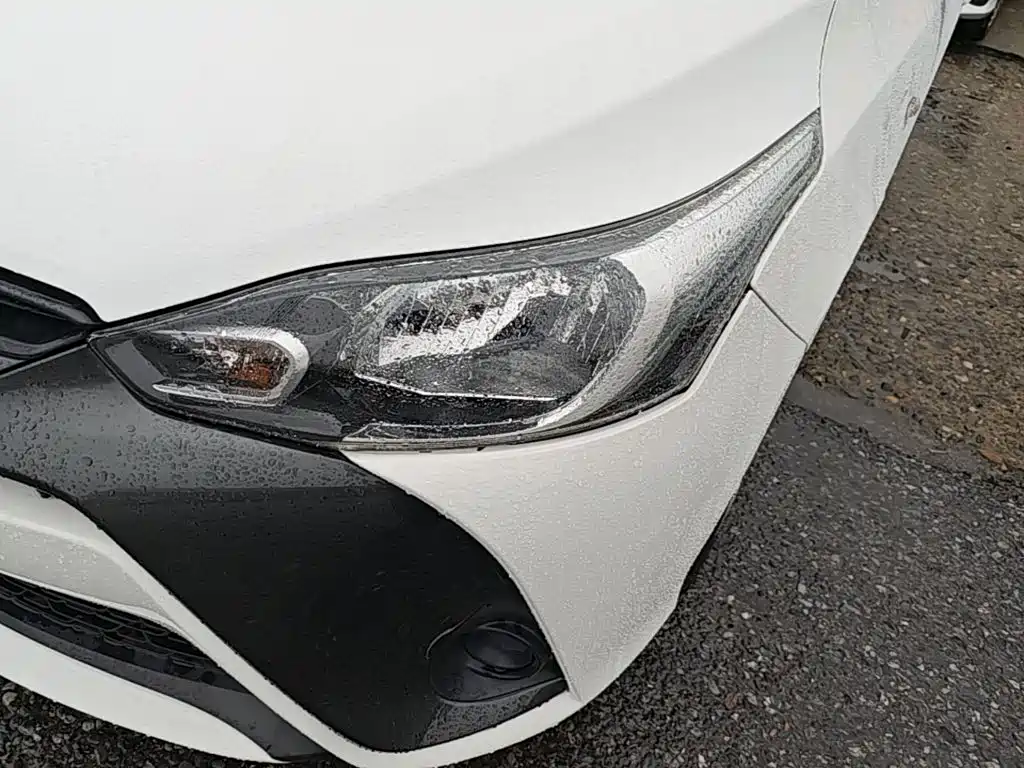 Toyota Yaris L — миниатюра 24