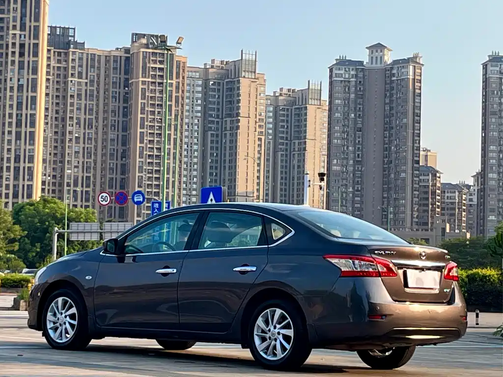Nissan Sylphy — миниатюра 9