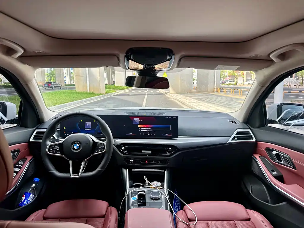 BMW I3