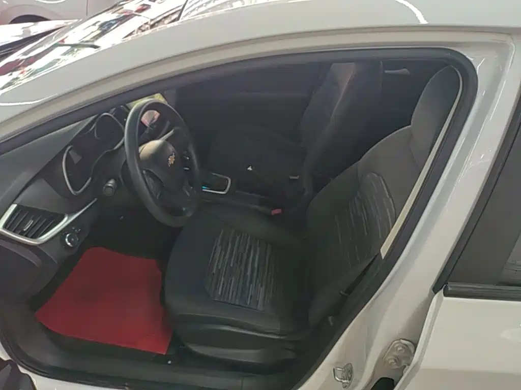 Chevrolet Cavalier — миниатюра 15