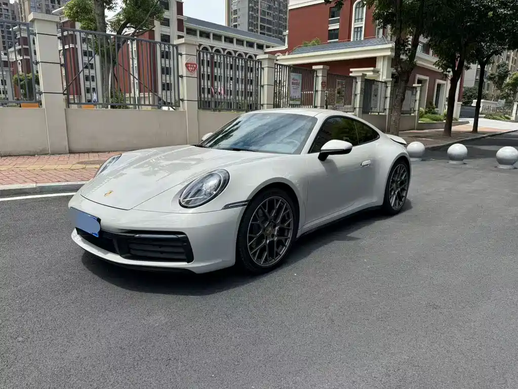 Porsche 911 2024