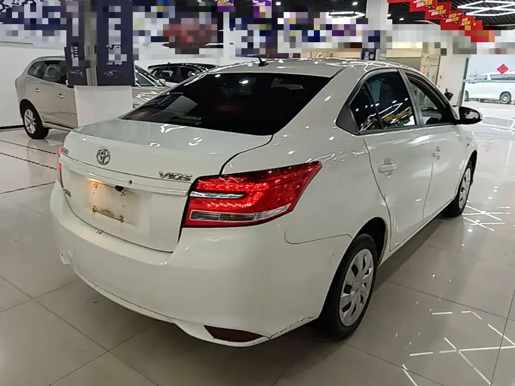 Toyota Vios — миниатюра 7