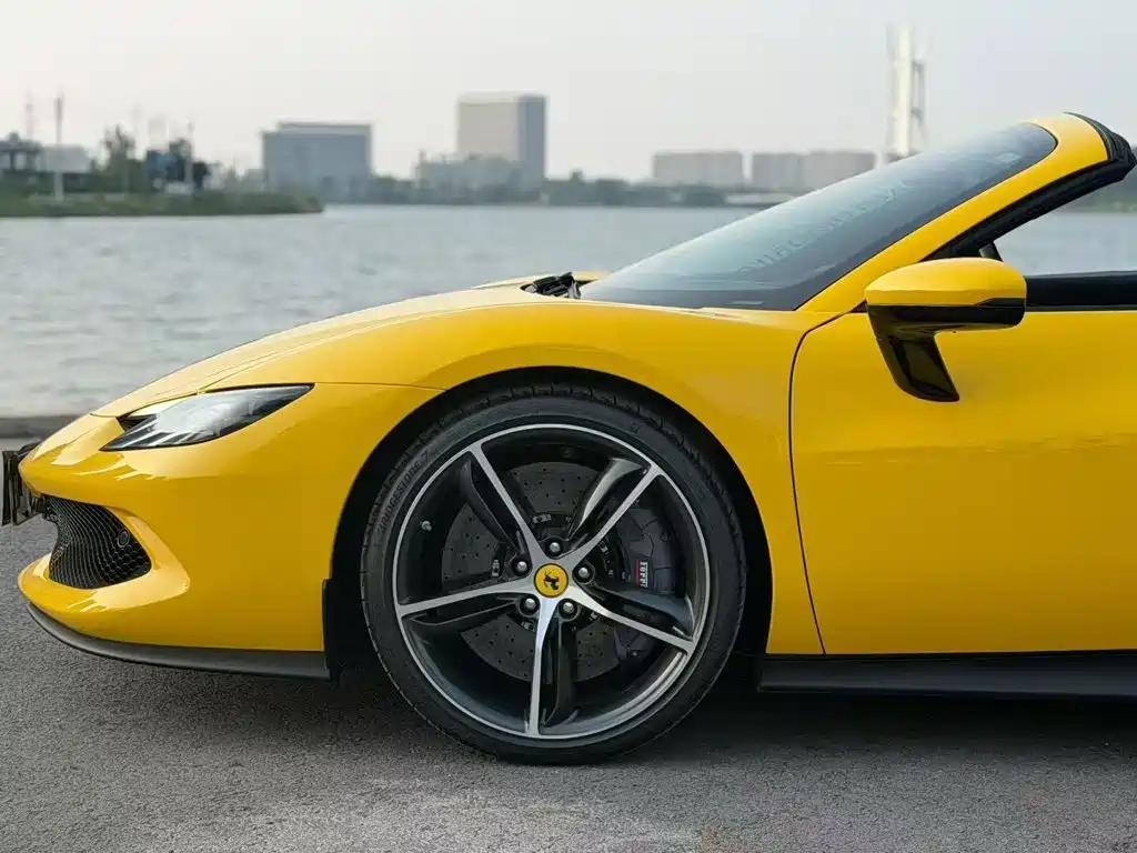Ferrari 296 — миниатюра 4