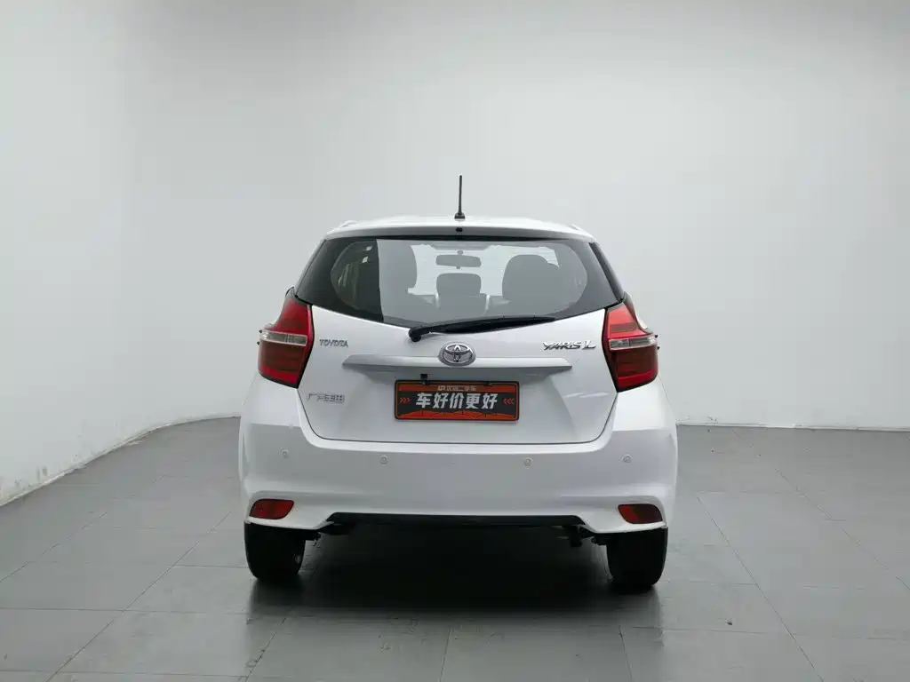 Toyota Yaris L — миниатюра 4