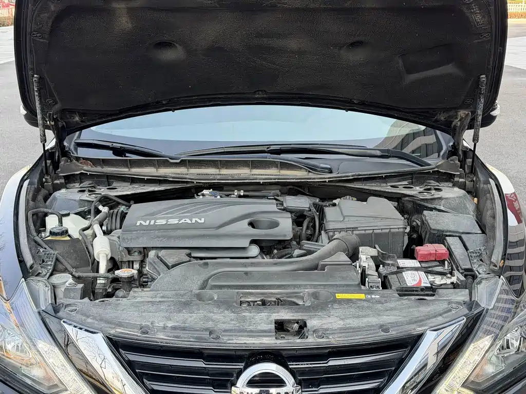 NISSAN TEANA
