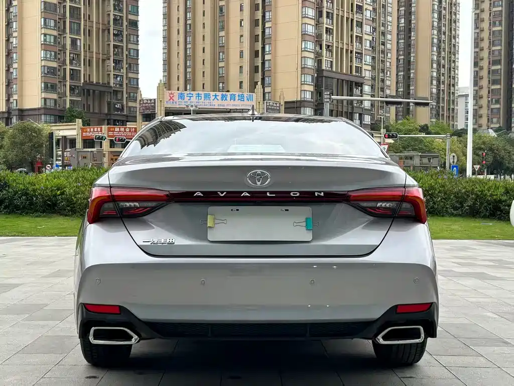 Toyota Avalon — миниатюра 4