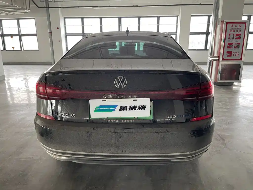 Volkswagen Passat PHEV — миниатюра 5
