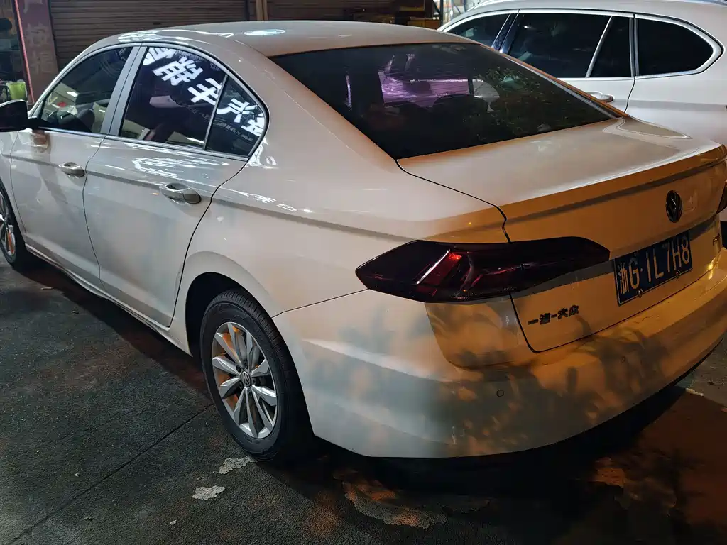Volkswagen Bora — миниатюра 9