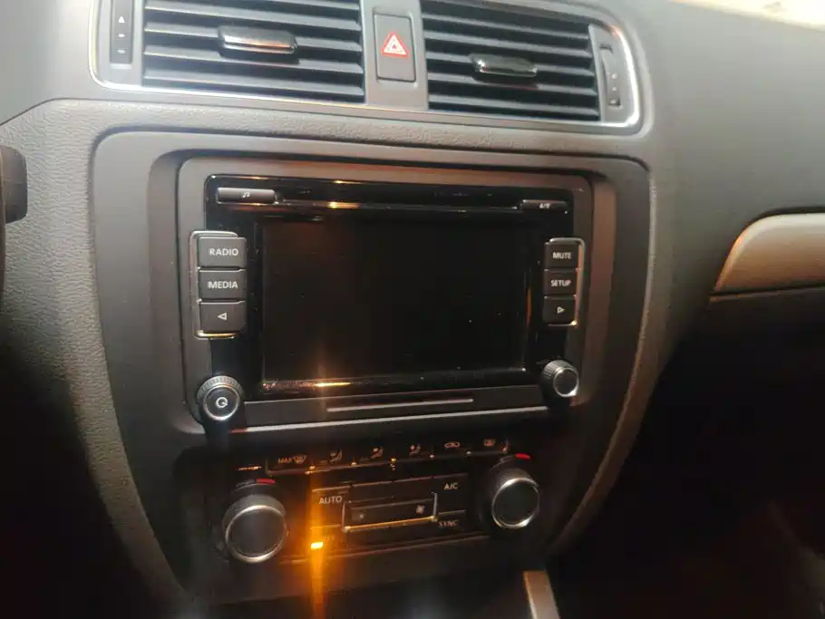 Volkswagen Sagitar — миниатюра 13