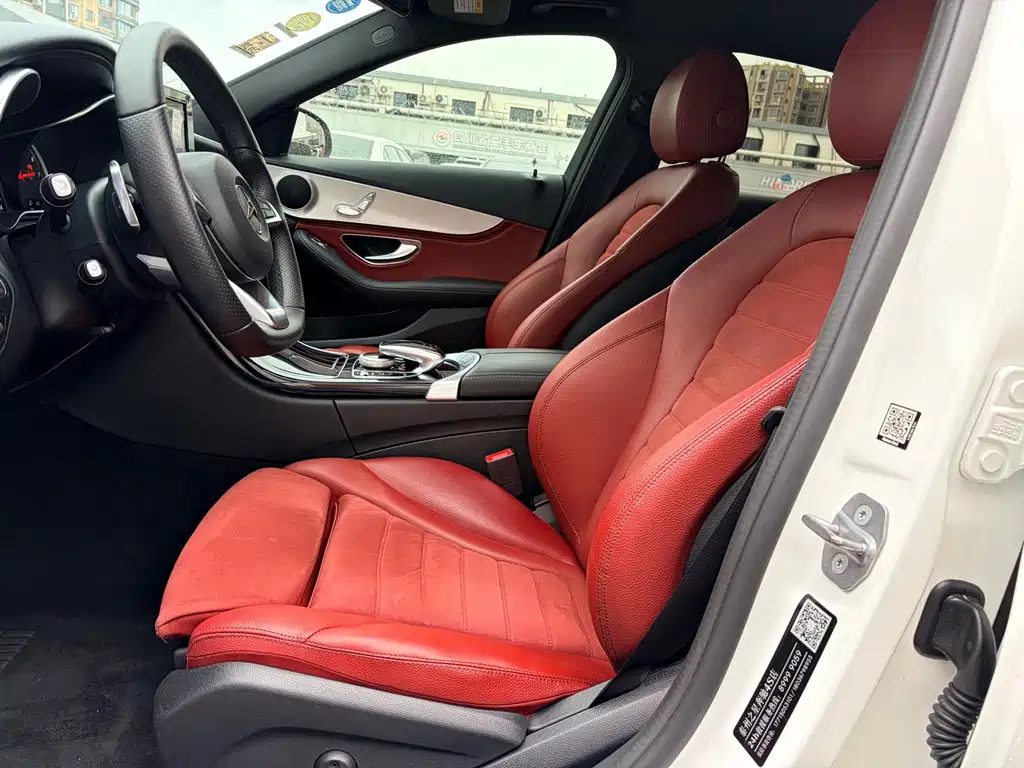 Mercedes-Benz C-Class — миниатюра 8
