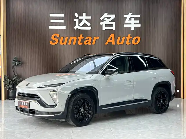 2020 Nio ES6