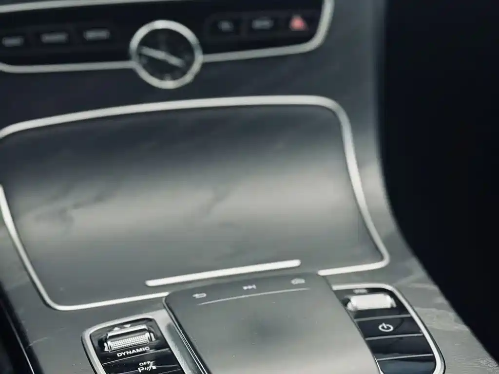 Mercedes-Benz C-Class (Import) — миниатюра 14