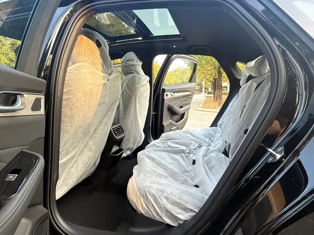 GEELY AUTOMOBILE XINGRUI