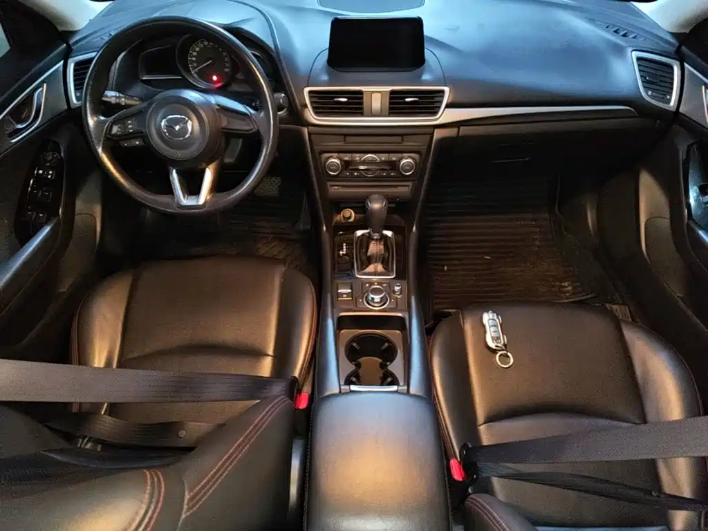 Mazda 3 Axela — миниатюра 14
