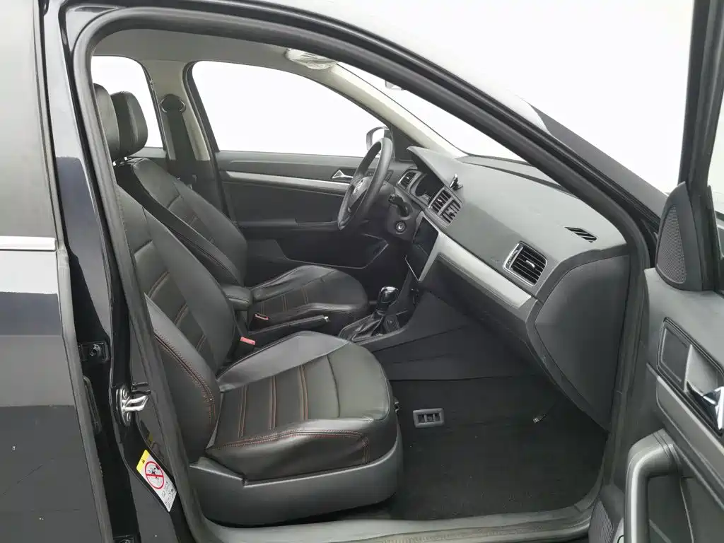 Volkswagen Lavida — миниатюра 23