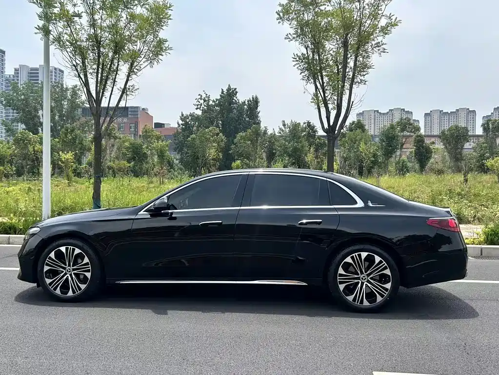Mercedes-Benz E-Class E 2025 E 300 L Luxury