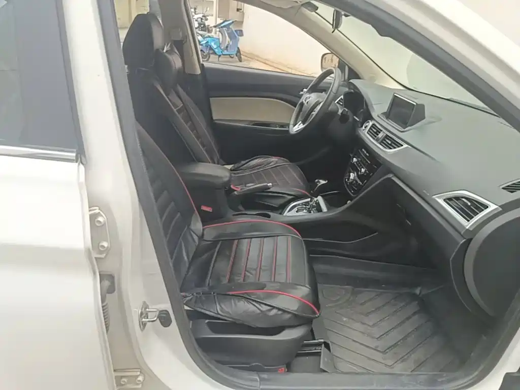 Changan V7 — миниатюра 25