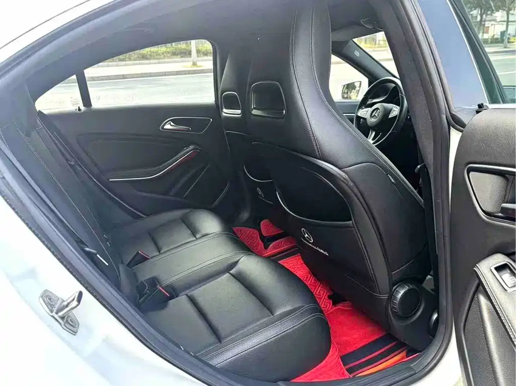 Mercedes-Benz CLA (Import) — миниатюра 2