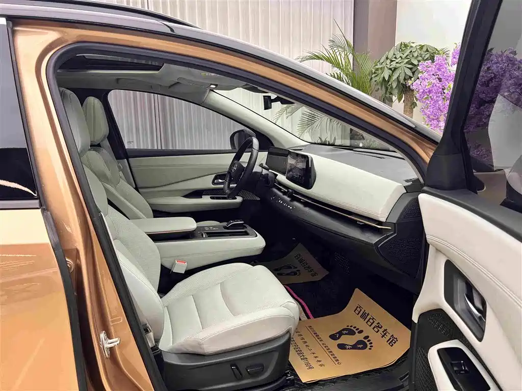 Nissan Ariya — миниатюра 12