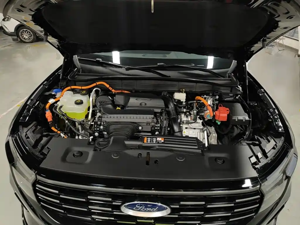 Ford Edge — миниатюра 20