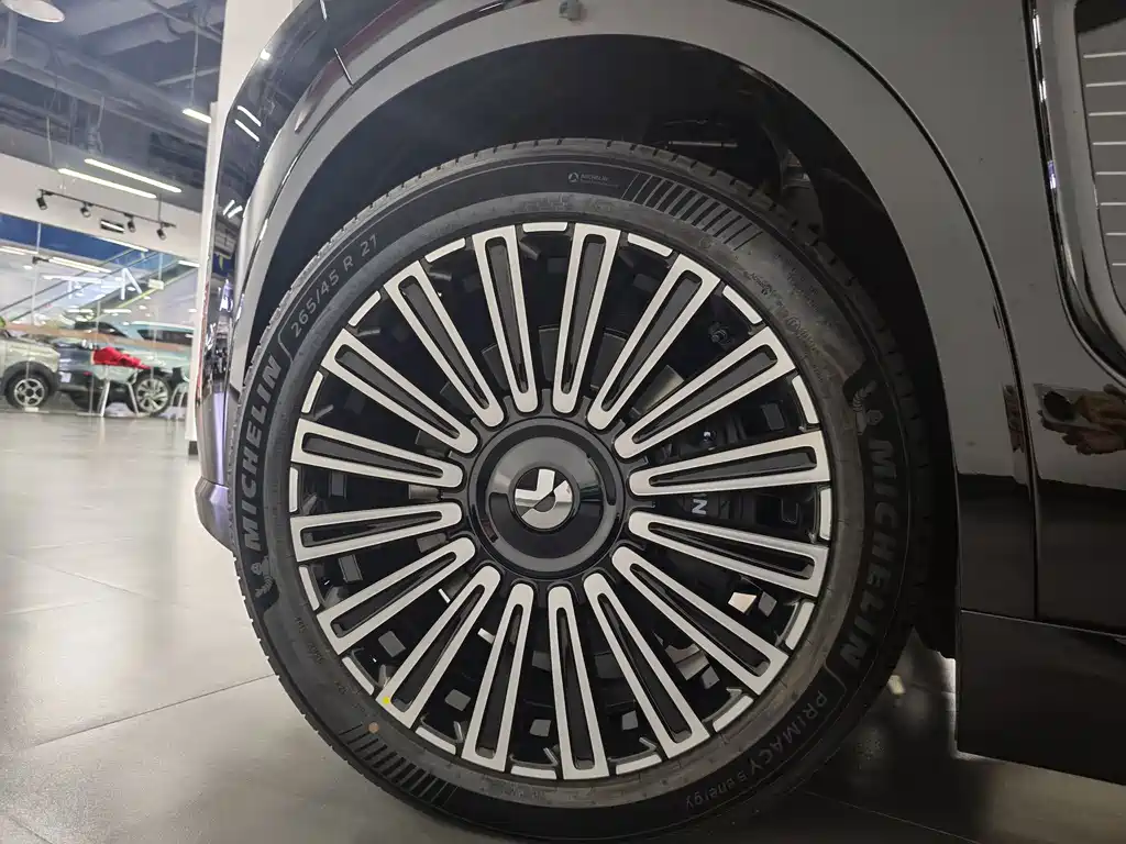 NIO ES8 — миниатюра 17