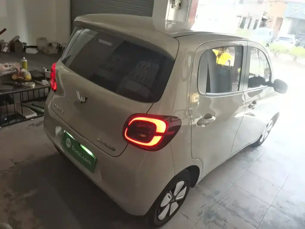 Wuling MINIEV — миниатюра 7