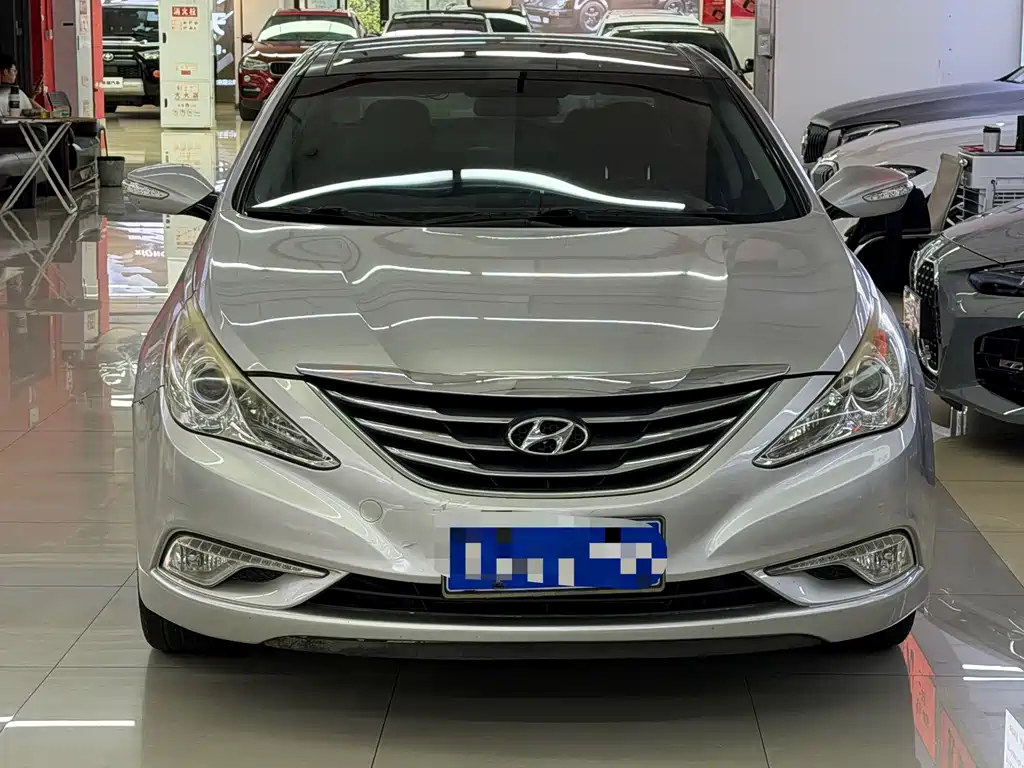 Hyundai Sonata — миниатюра 2