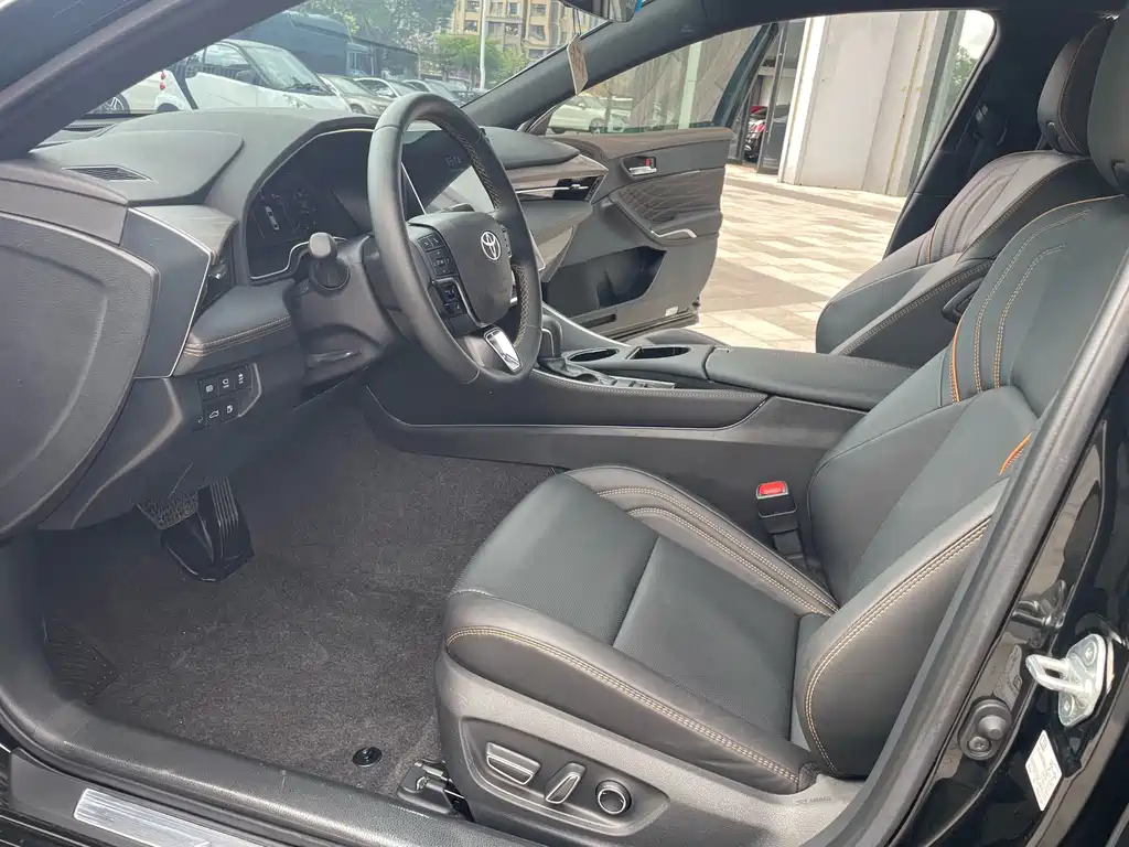 Toyota Avalon — миниатюра 9
