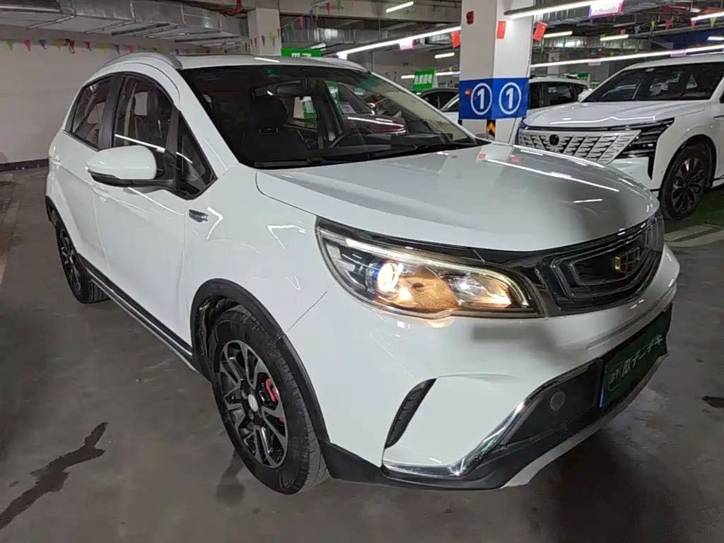 Geely Vision X3 — миниатюра 4
