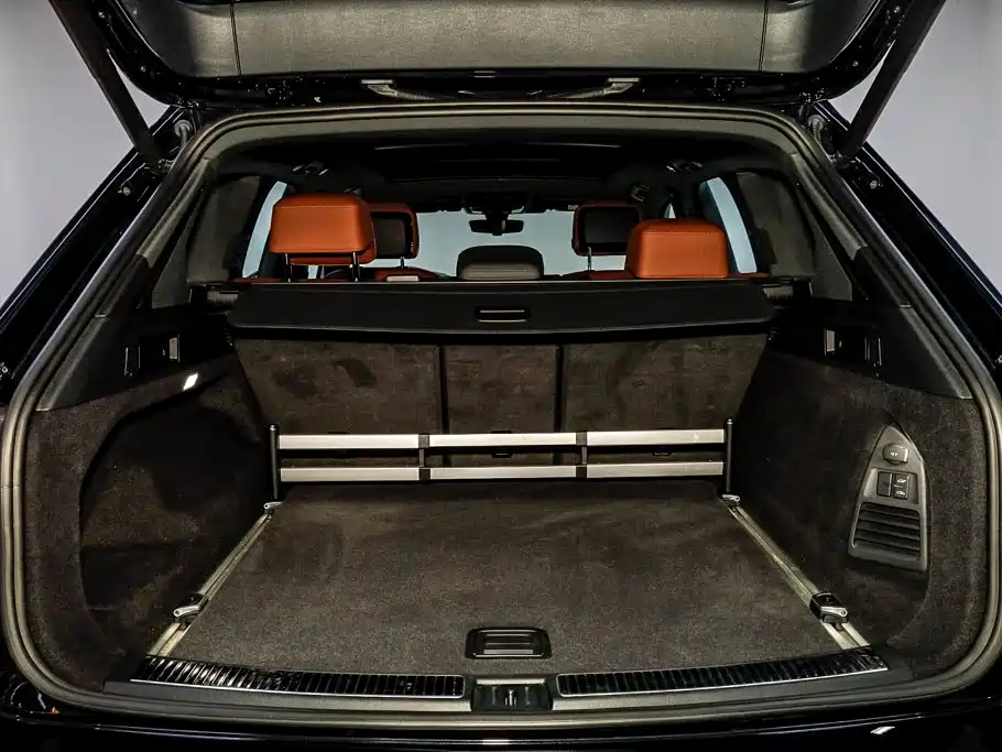 Volkswagen Touareg — миниатюра 36