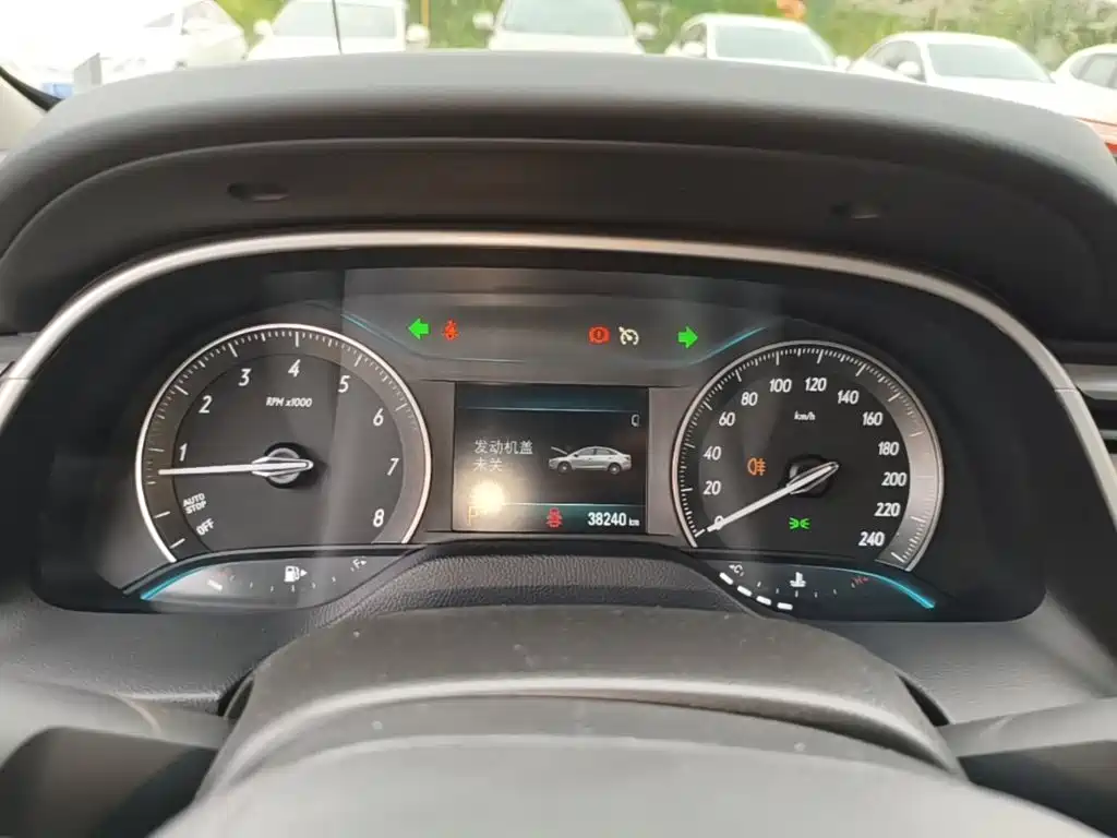 Buick Excelle — миниатюра 12