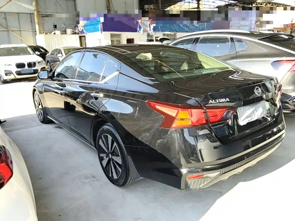 Nissan Teana — миниатюра 5