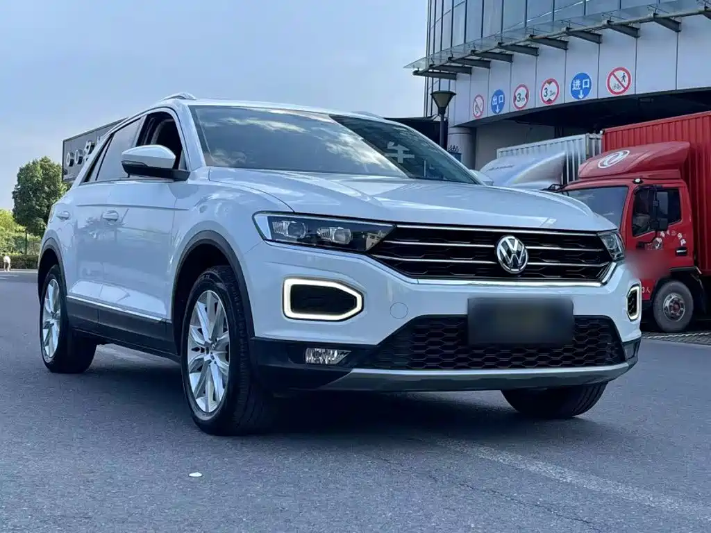 Volkswagen T-Roc — миниатюра 12