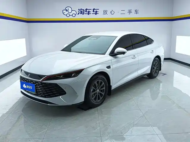 2025 BYD Qin
