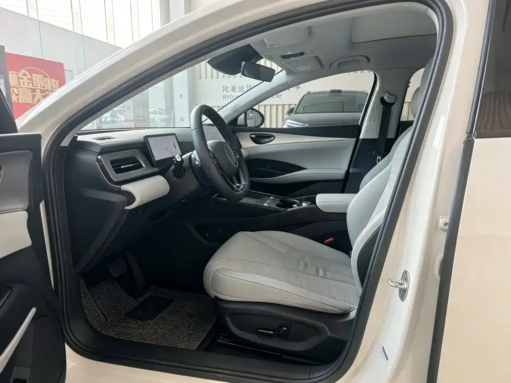 BYD Seal 06 DM-i Touring — миниатюра 10