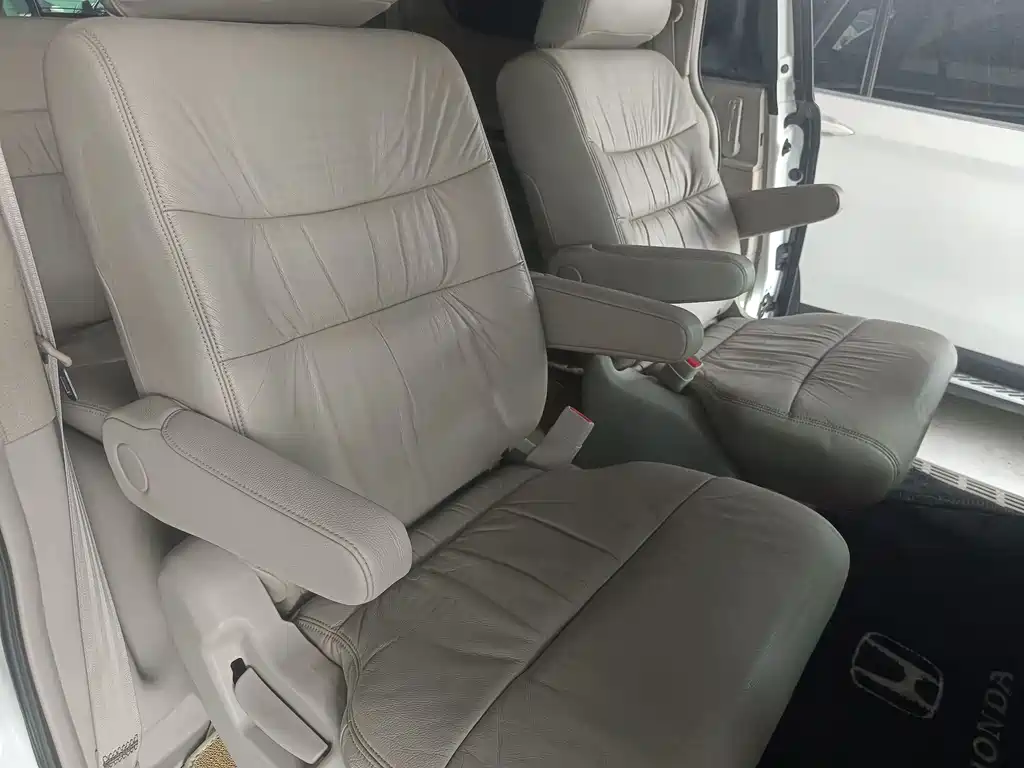 Honda Elysion 2012 2.4L VTi-S Luxury